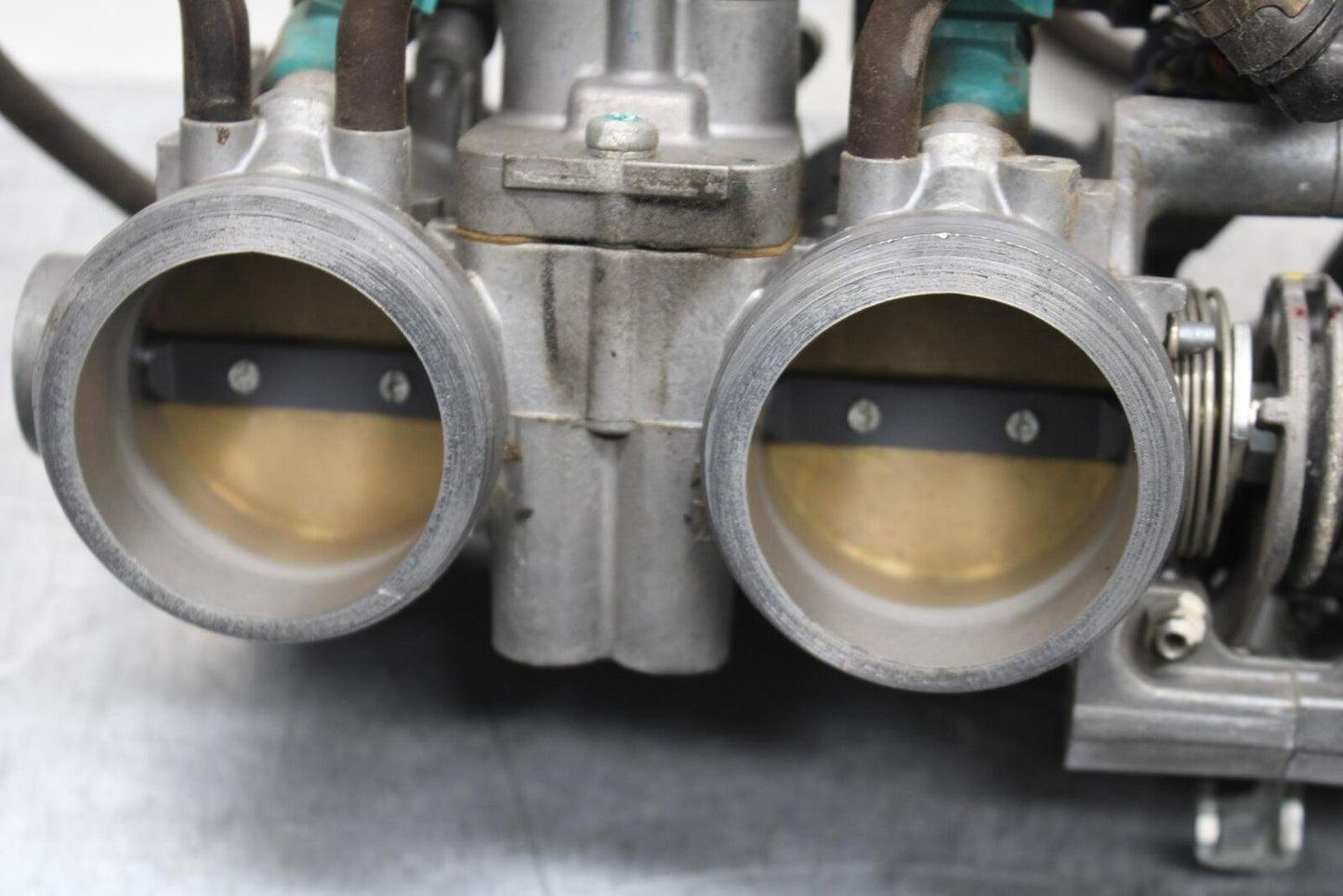 2008 Honda CBR1000RR MAIN FUEL INJECTORS / THROTTLE BODIES 16451-MFL-000 BB579
