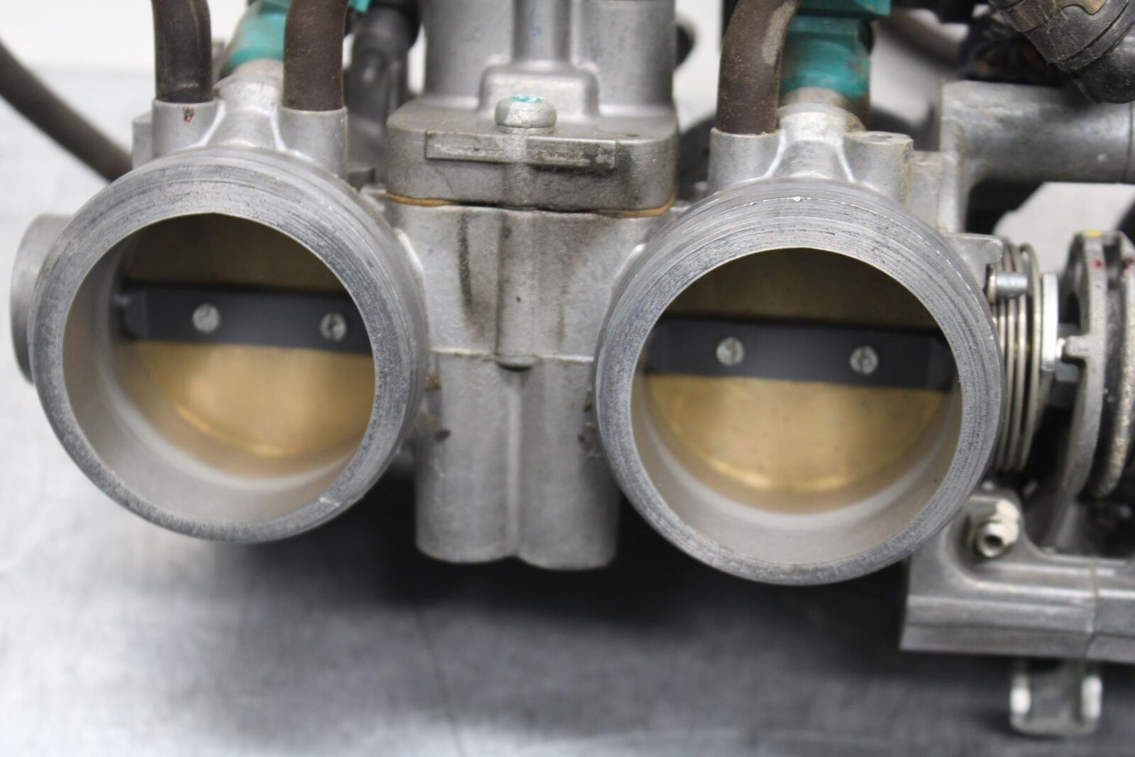 2008 Honda CBR1000RR MAIN FUEL INJECTORS / THROTTLE BODIES 16451-MFL-000 BB579