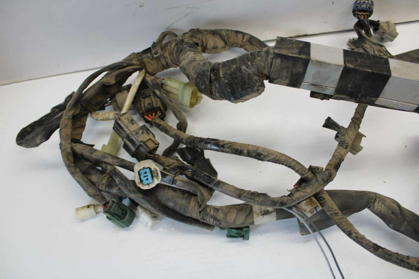 08-16 YAMAHA YZF R6 MAIN ENGINE WIRING HARNESS MOTOR WIRE LOOM BB273