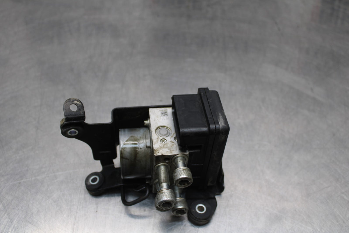 19-23 KAWASAKI NINJA ZX6R ABS PUMP UNIT MODULE BB188