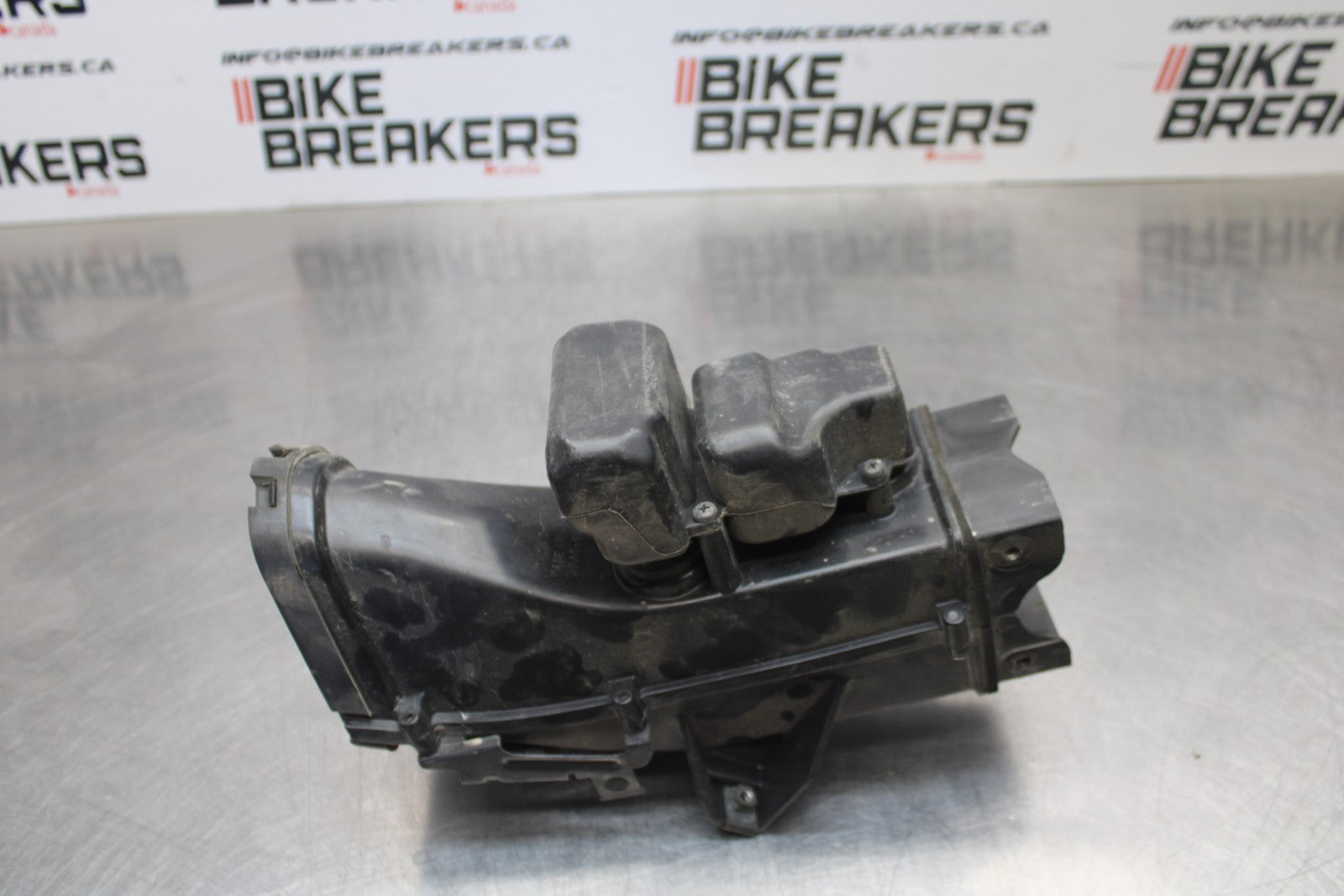 07-08 KAWASAKI NINJA ZX6R RAM AIR INTAKE TUBE DUCT 39045-0030 BB203