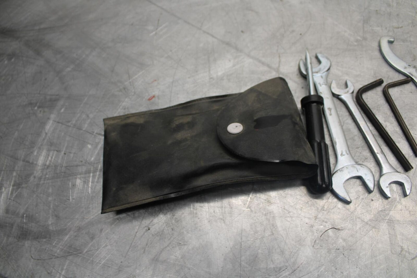 2017 Suzuki SV650 SV650AL7 ABS STOCK TOOLS OEM TOOL BAG KIT SET BB512