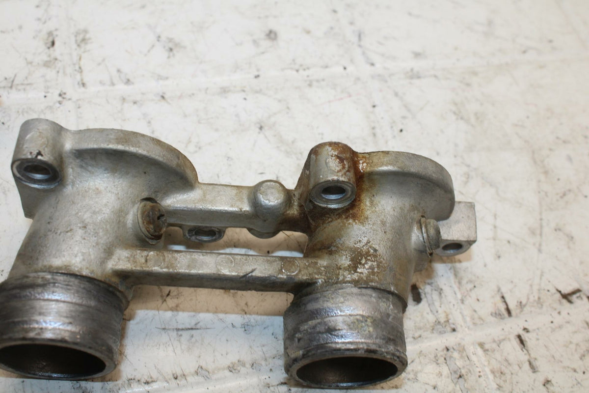 72 HONDA CB500 K1 INTAKE MANIFOLD BB24