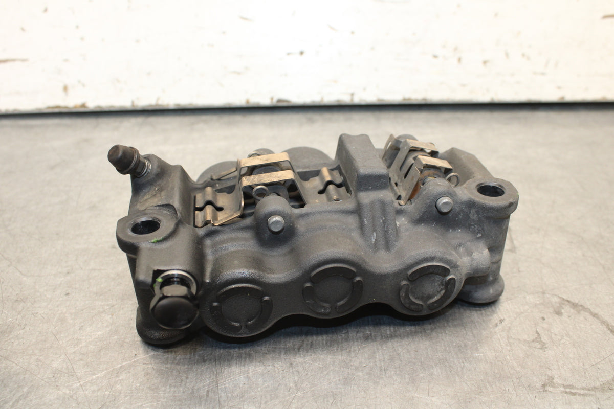 07-08 YAMAHA YZF R1 RIGHT LEFT FRONT BRAKE CALIPER SET PAIR CALIPERS BB675