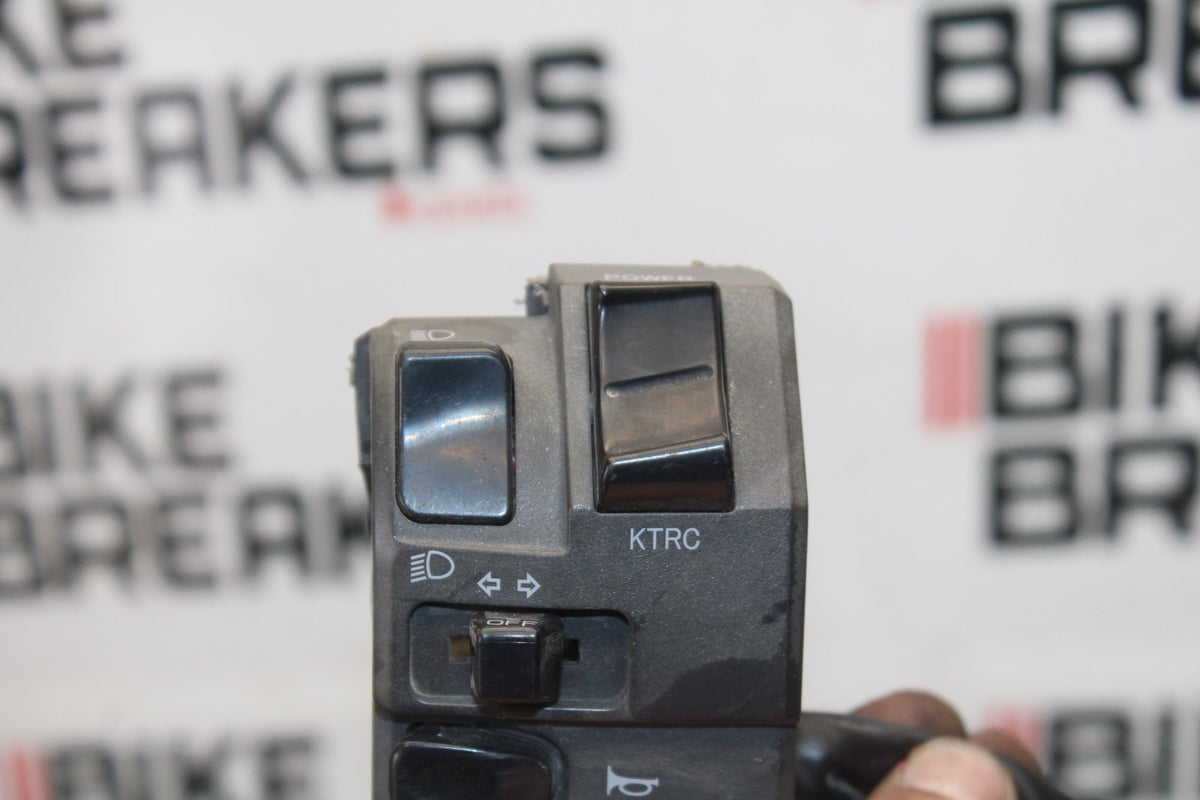 13-18 KAWASAKI NINJA ZX6R LEFT CLIP ON HANDLE HORN SIGNALS SWITCH SWITCHES BB908