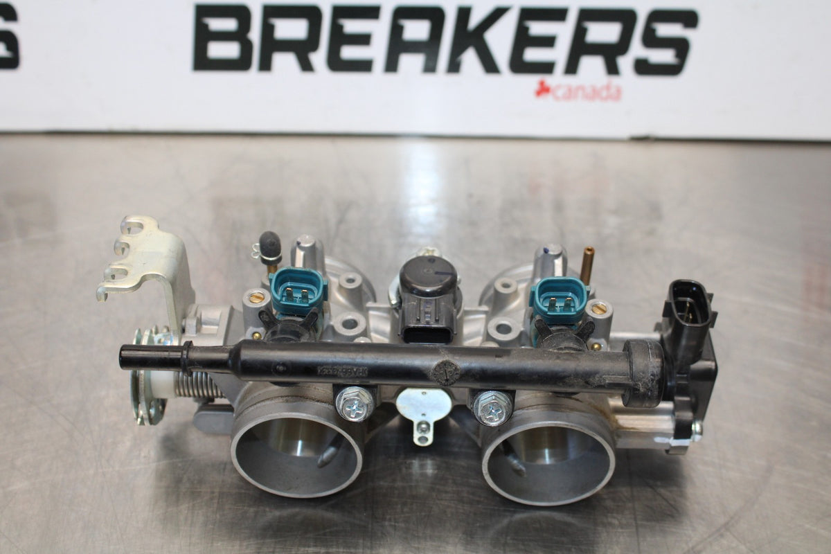 22-25 YAMAHA YZF R7 MAIN FUEL INJECTORS / THROTTLE BODIES  BB176