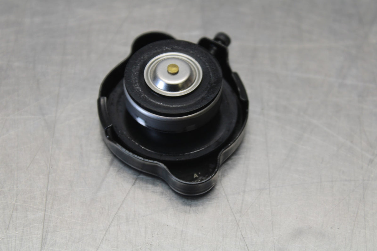 22-25 YAMAHA YZF R7 RADIATOR CAP BB850