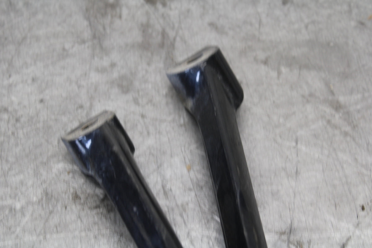 06-07 SUZUKI GSXR 600 REAR BACK PASSENGER PEG SET PAIR BB694
