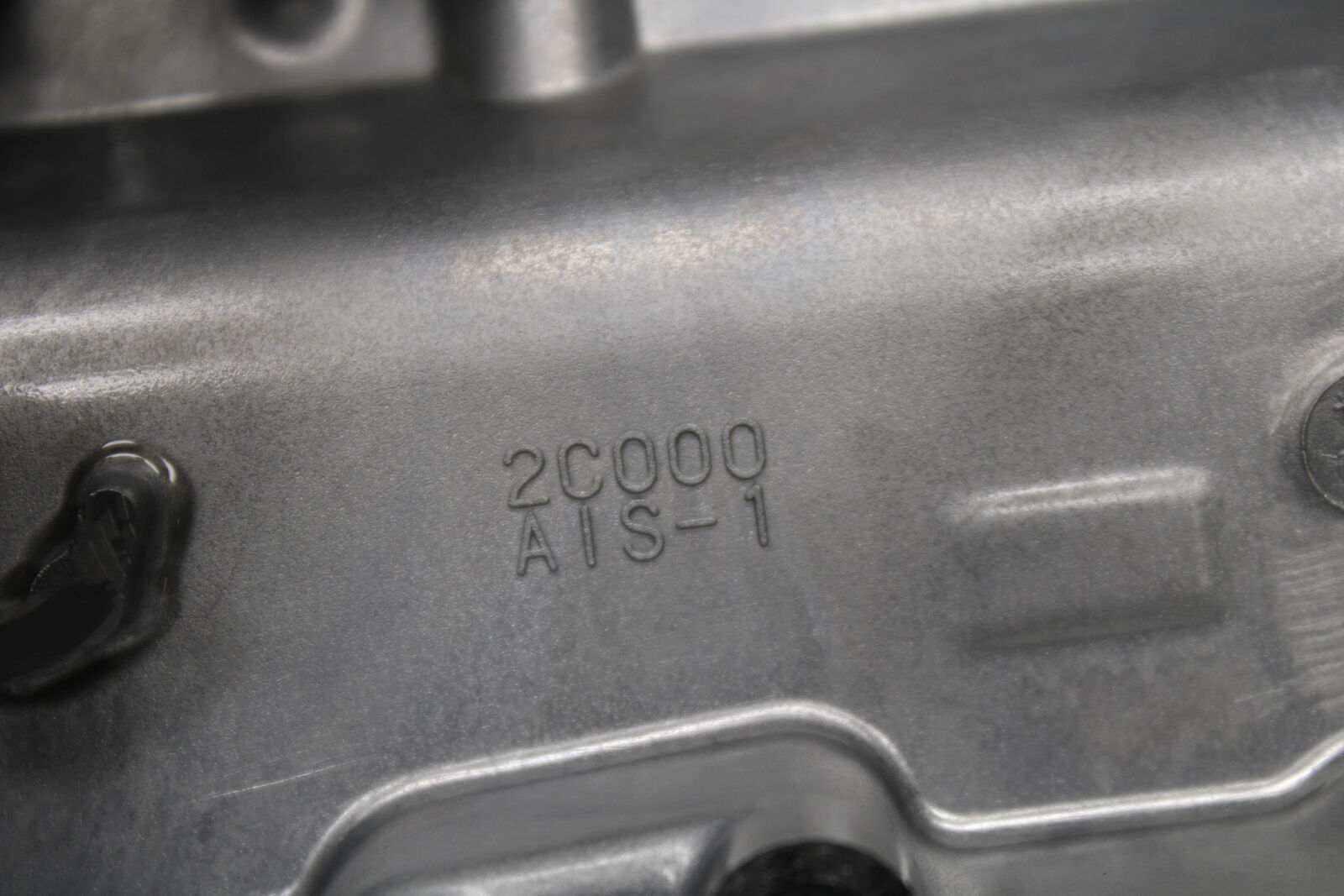 06 YAMAHA YZF R6 ENGINE MOTOR BOTTOM OIL PAN COVER BB716