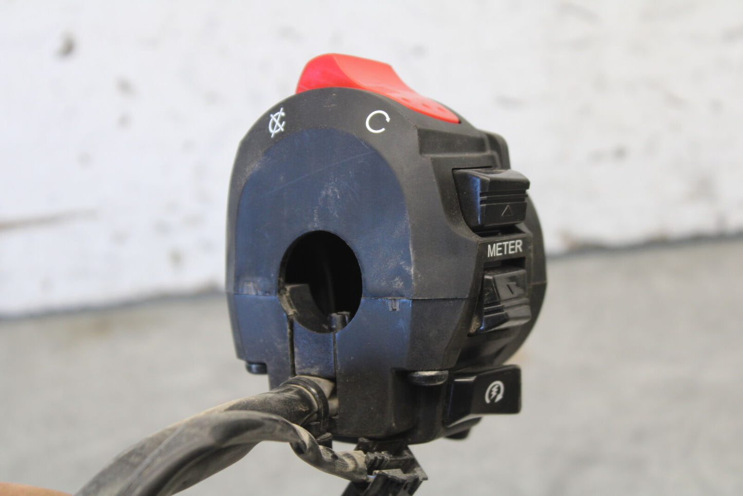 11-24 SUZUKI GSXR750 RIGHT CLIP ON HANDLE KILL OFF START SWITCH SWITCHES BB687