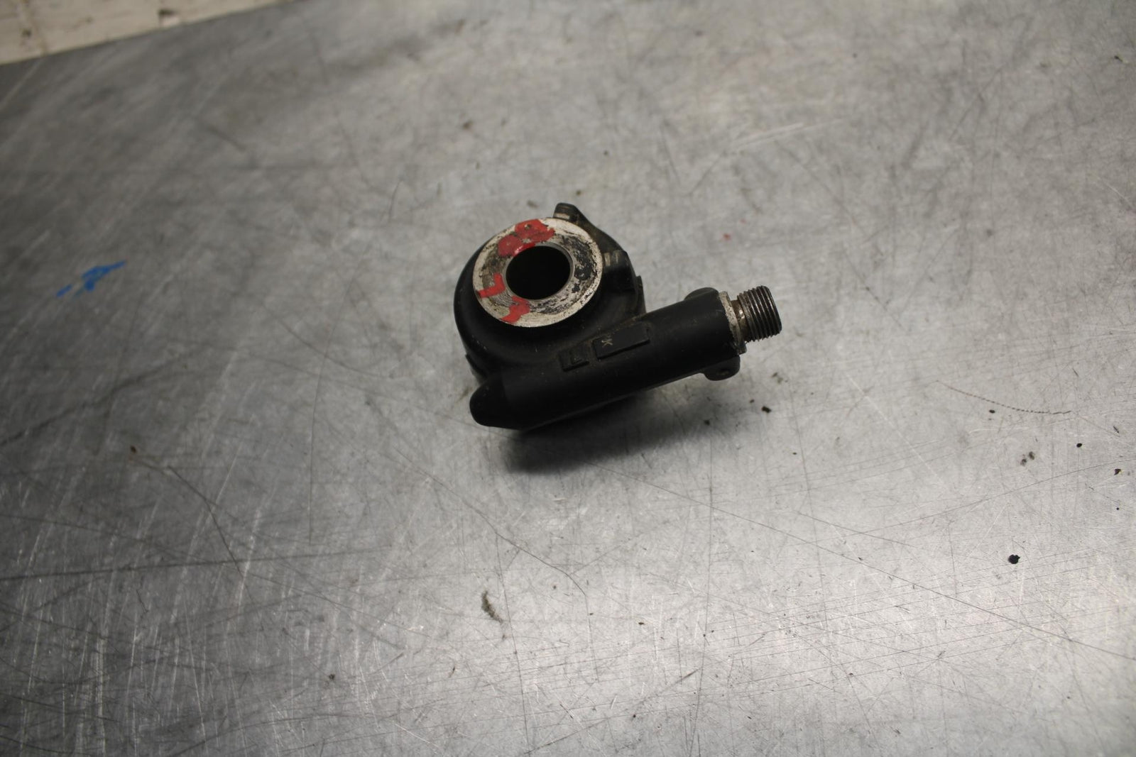 1996 Kawasaki Ninja 600R ZX600C SPEEDOMETER DRIVE GEAR  BB35