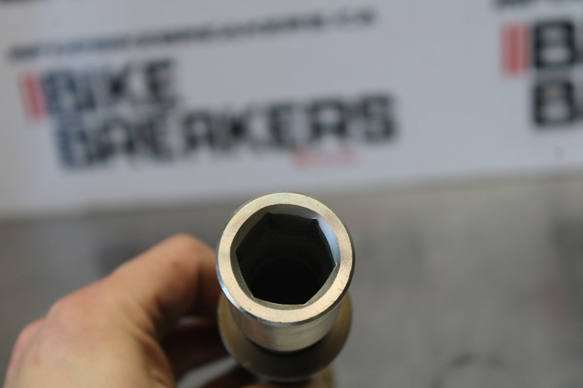 23-24 KAWASAKI NINJA ZX14R NEW!! FRONT WHEEL RIM AXLE PIVOT BOLT BB764