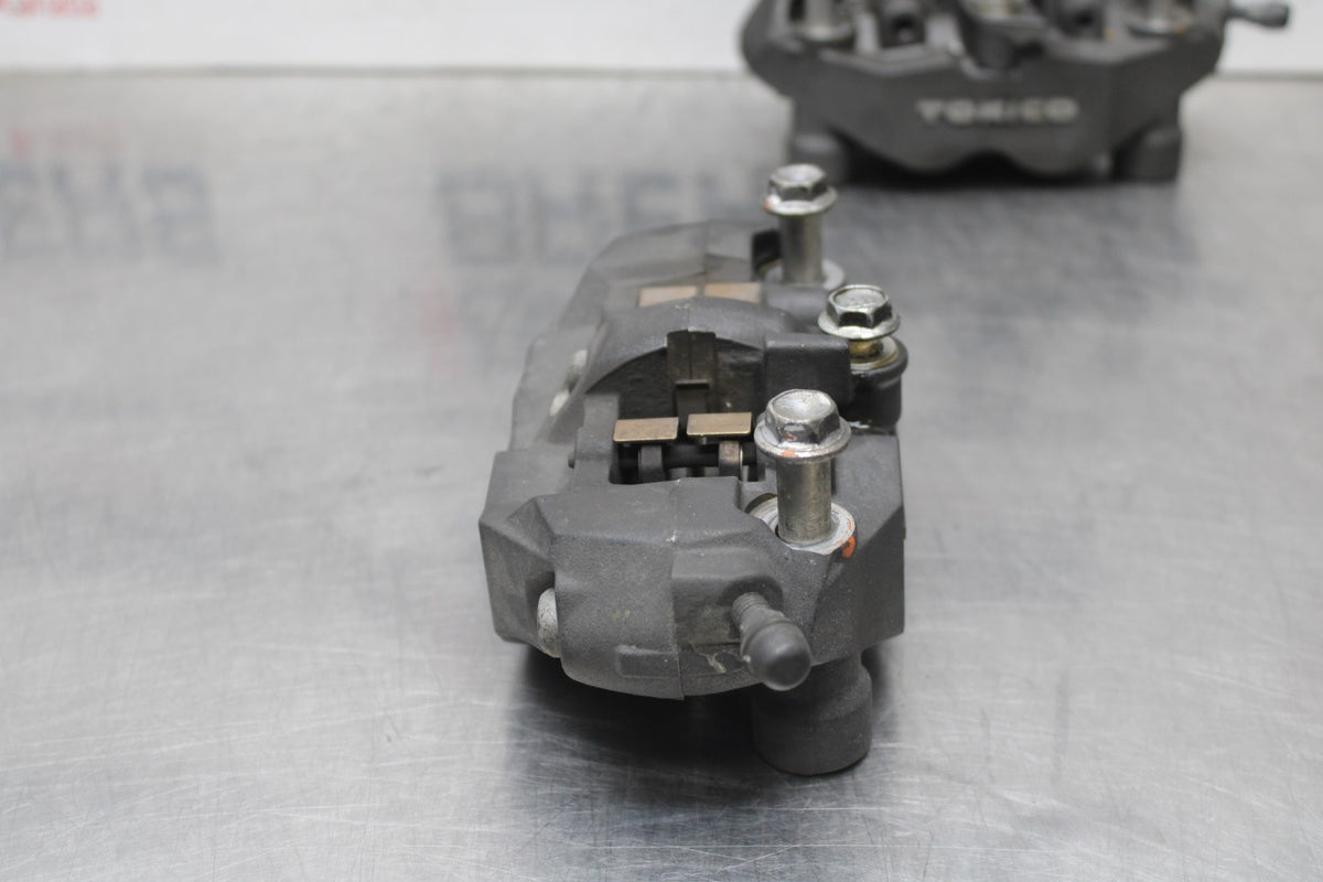 08-10 SUZUKI GSXR 600 RIGHT LEFT FRONT BRAKE CALIPER SET PAIR CALIPERS BB835