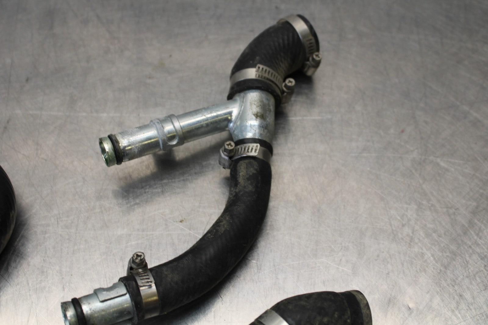 08 KAWASAKI VULCAN 900 RADIATOR HOSES ENGINE COOLANT WATER PIPES HOSE SET BB184