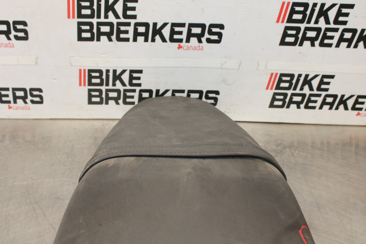 98-05 HONDA SUPER HAWK 1000 VTR1000F FRONT REAR SEAT SADDLE BB924