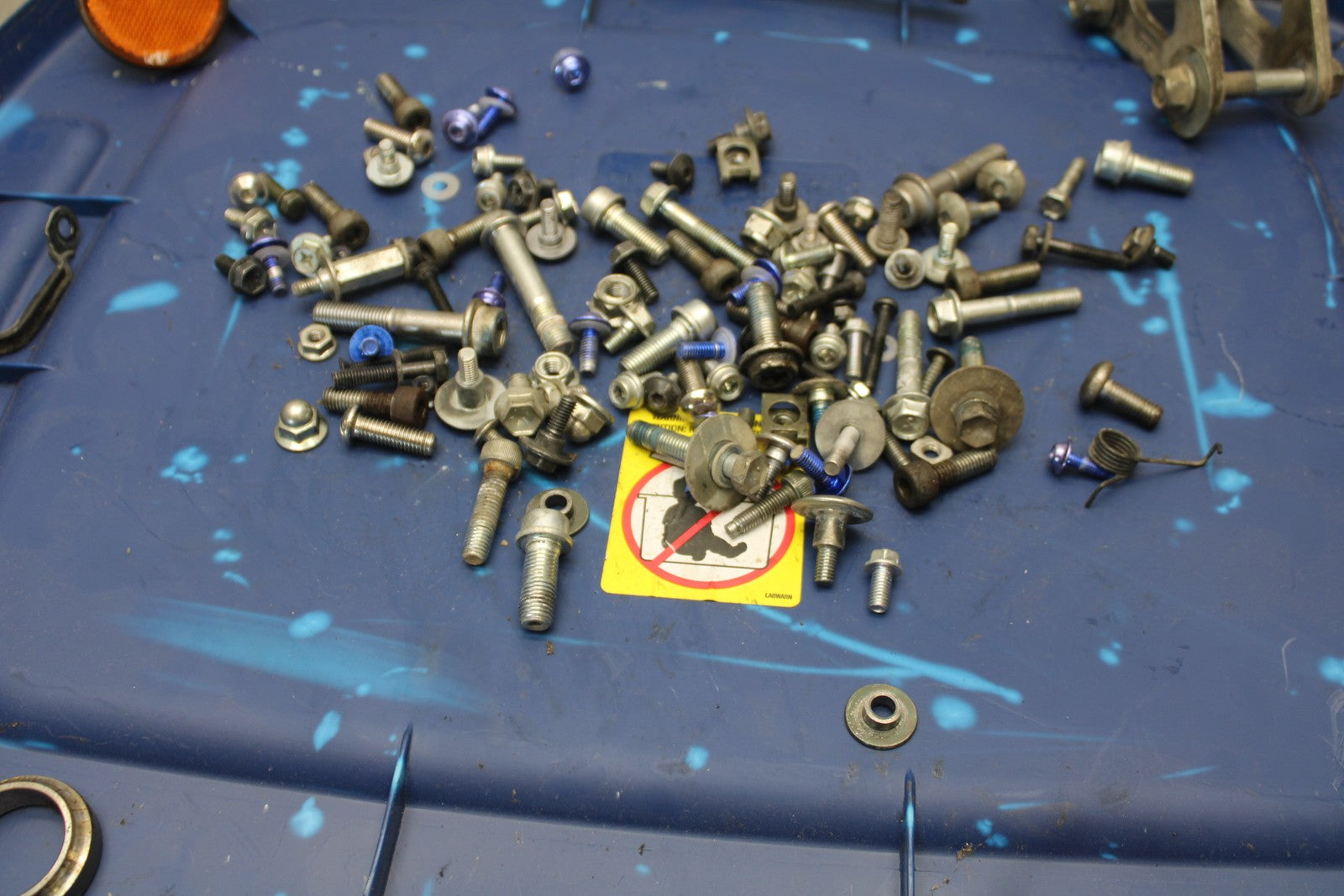 11-22 SUZUKI GSXR 600 MOUNTING BOLTS HARDWARE MOTOR SCREWS BB193