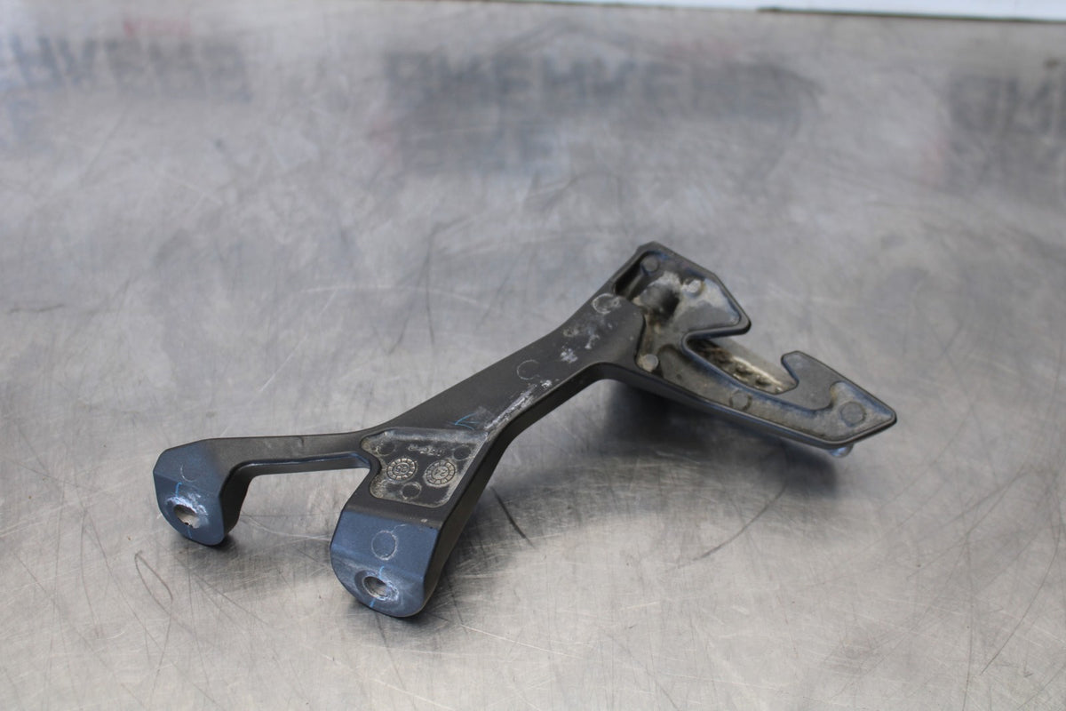 24-25 KAWASAKI NINJA 500 ABS LEFT REAR BACK PASSENGER PEG BB899