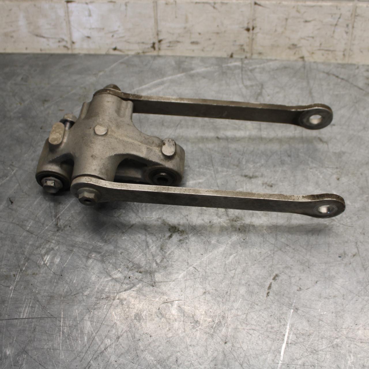 2008 Kawasaki Ninja ZX10R  REAR DOGBONE SHOCK LINKAGE LINK 39007-0006 BB524