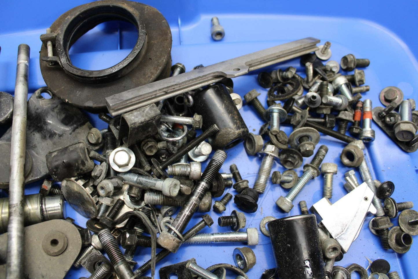 86-06 KAWASAKI CONCOURS 1000 ZG1000A ENGINE MOUNTING BOLTS HARDWARE MOTOR  BB292