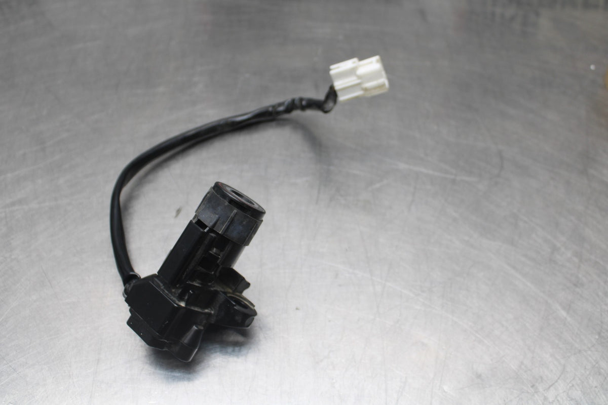 18-26 KAWASAKI Z400 IGNITION LOCK NO KEY BB852