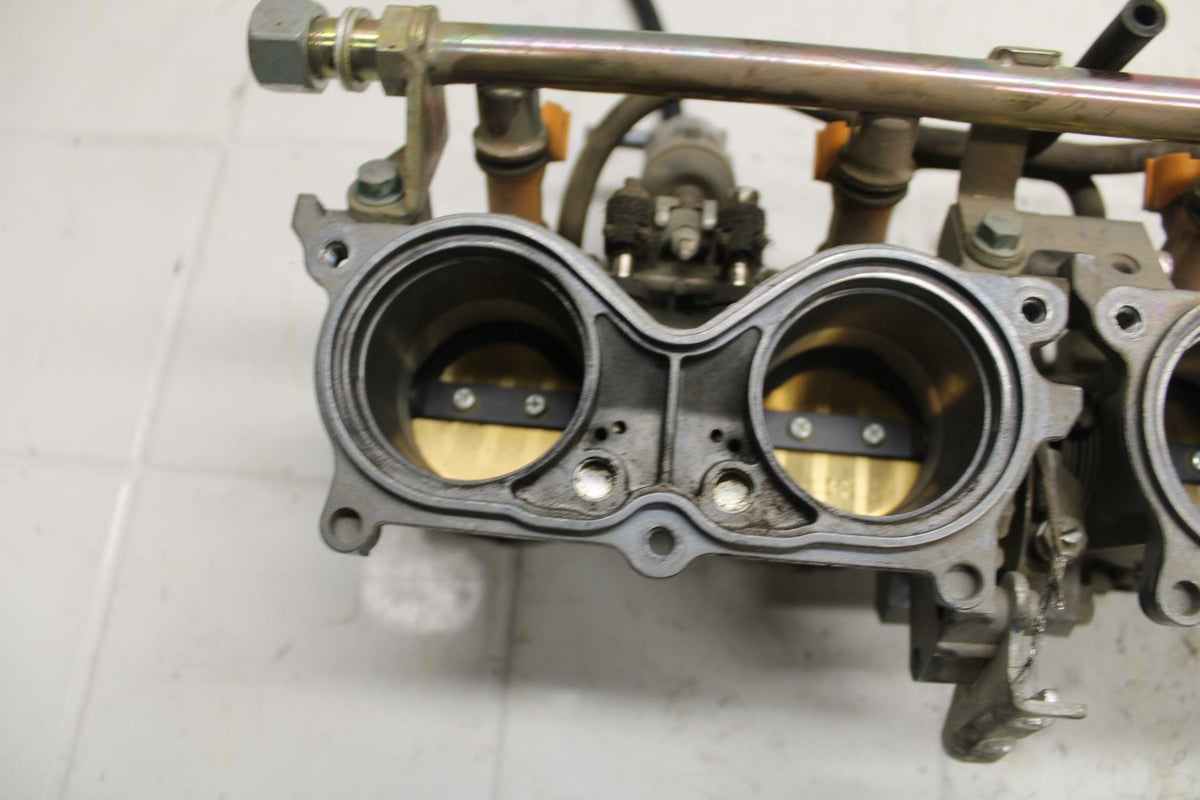05-06 HONDA CBR600RR MAIN FUEL INJECTORS / THROTTLE BODIES BB399