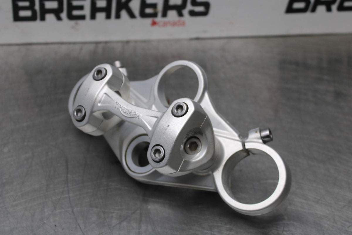 14 TRIUMPH STREET TRIPLE ABS FORKS UPPER TRIPLE TREE CLAMP BB808