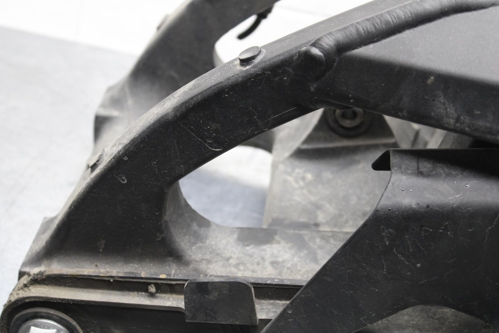 16-20 KAWASAKI ZX10R REAR SWINGARM BACK SUSPENSION SWING ARM BB591