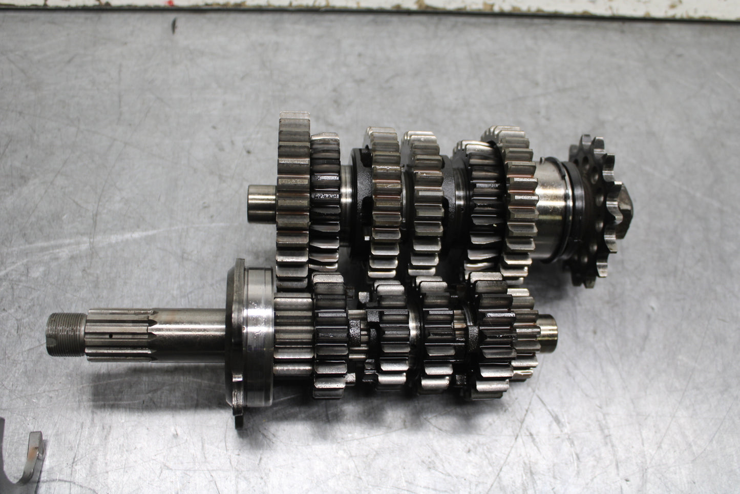06 YAMAHA YZF R6 ENGINE MOTOR TRANSMISSION TRANNY GEARS BB716