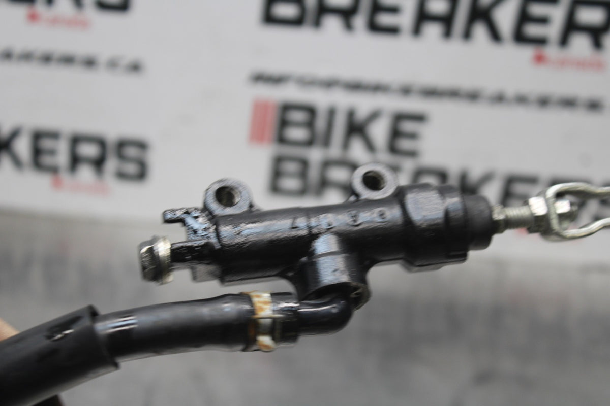 09 KAWASAKI NINJA 250R REAR BACK BRAKE MASTER CYLINDER W RESERVOIR BB824