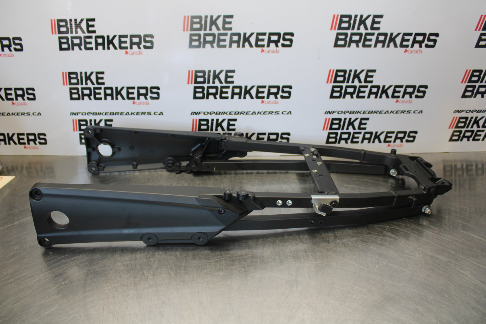 23-24 KAWASAKI NINJA ZX14R REAR SUBFRAME BACK SUB FRAME BB169