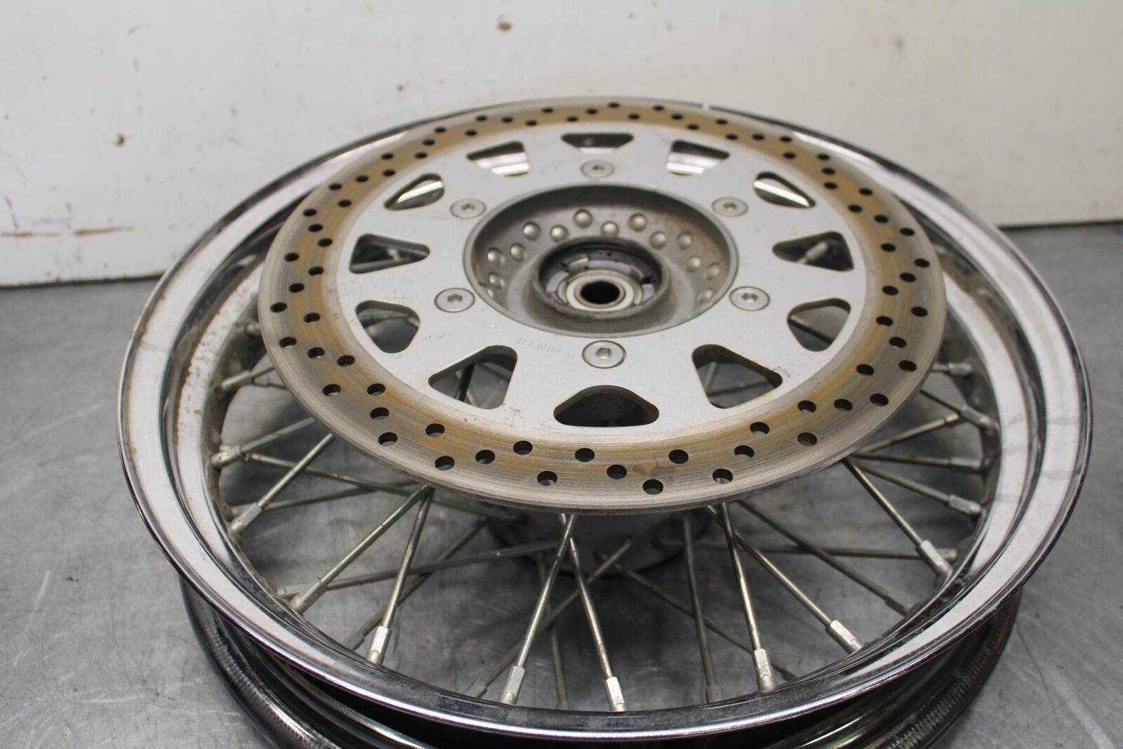2013 Suzuki Boulevard C50T FRONT WHEEL RIM BB625