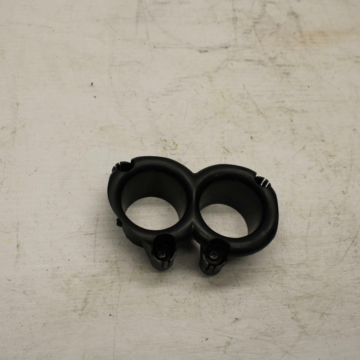 05-07 HONDA VTX1800F2 AIRBOX INTAKE VELOCITY STACKS BB351