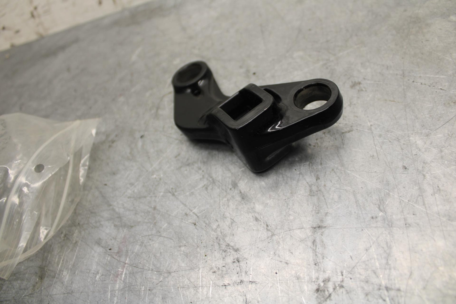 1990 Suzuki Katana 600 GSX600F RIGHT REARSET  DRIVER FOOT PEG  43531-19c00  BB42