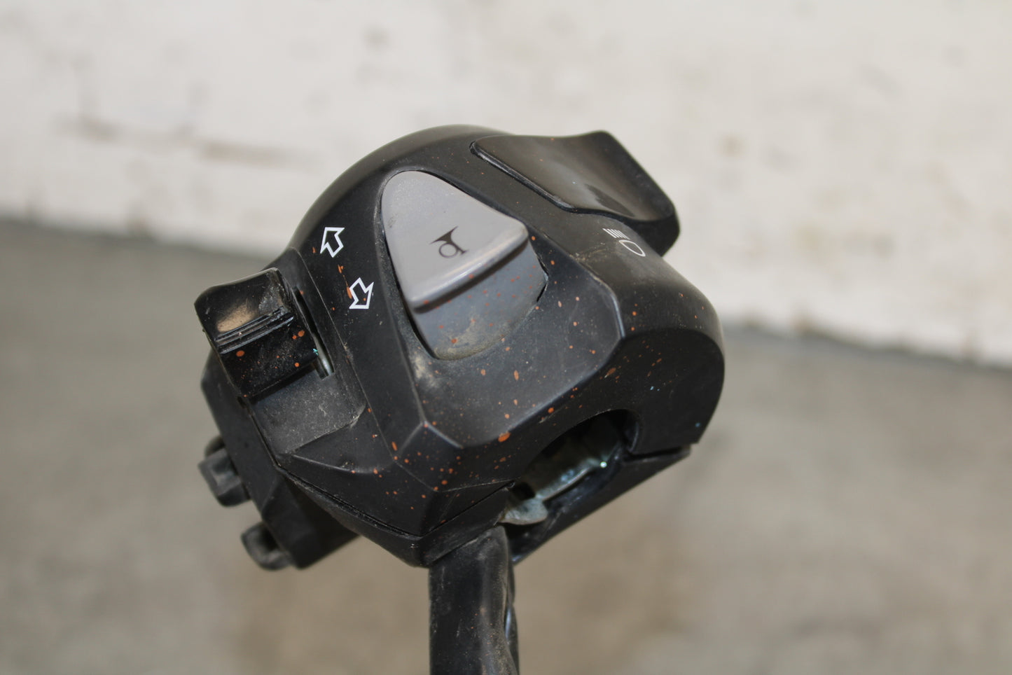 13-15 HONDA CBR500R LEFT CLIP ON HANDLE HORN SIGNALS SWITCH SWITCHES BB704