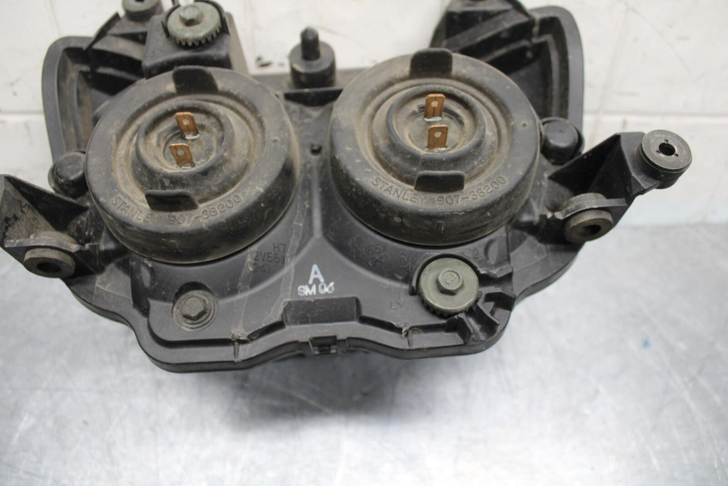 03-06 KAWASAKI Z1000 FRONT HEADLIGHT HEAD LIGHT LAMP BB487