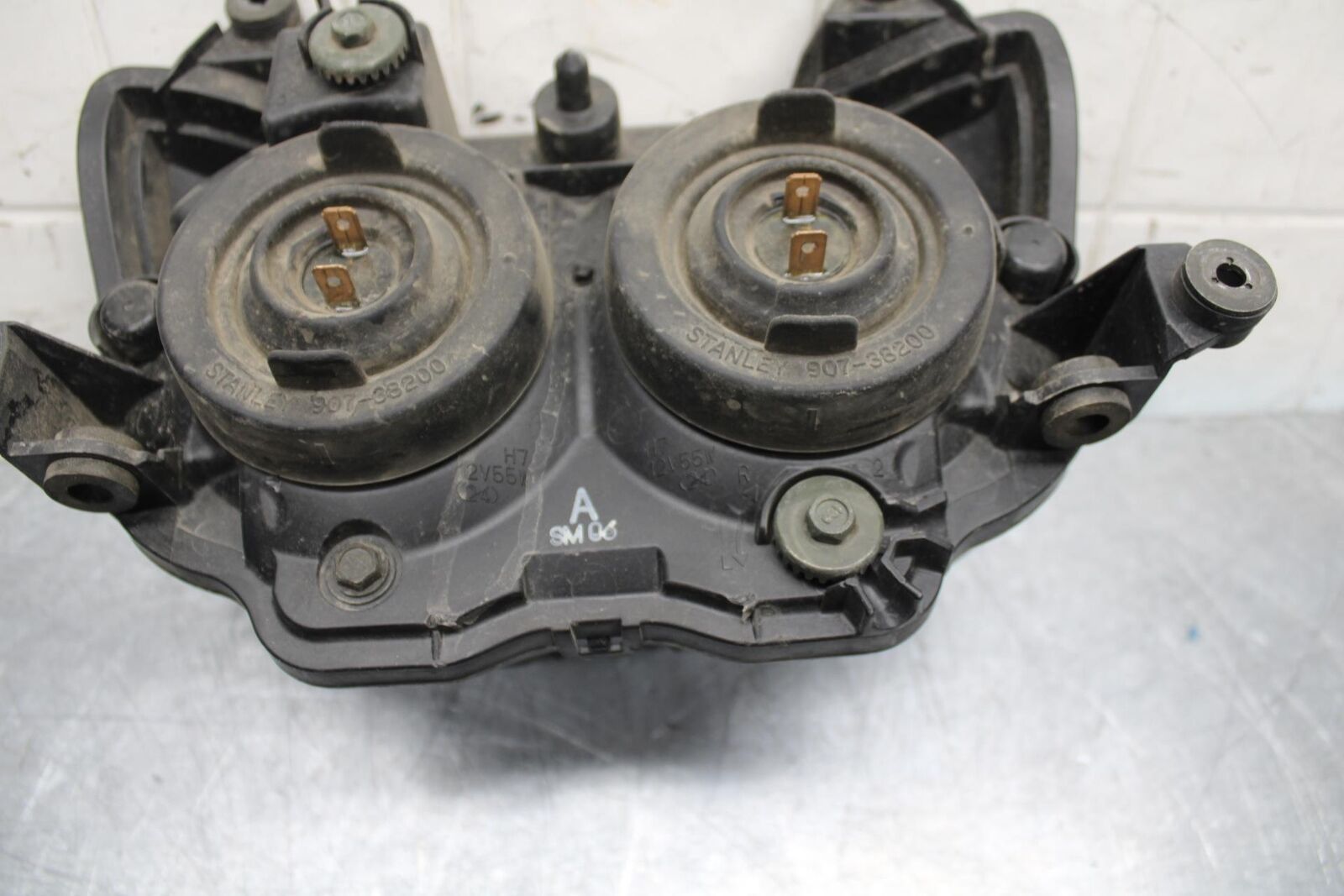 03-06 KAWASAKI Z1000 FRONT HEADLIGHT HEAD LIGHT LAMP BB487