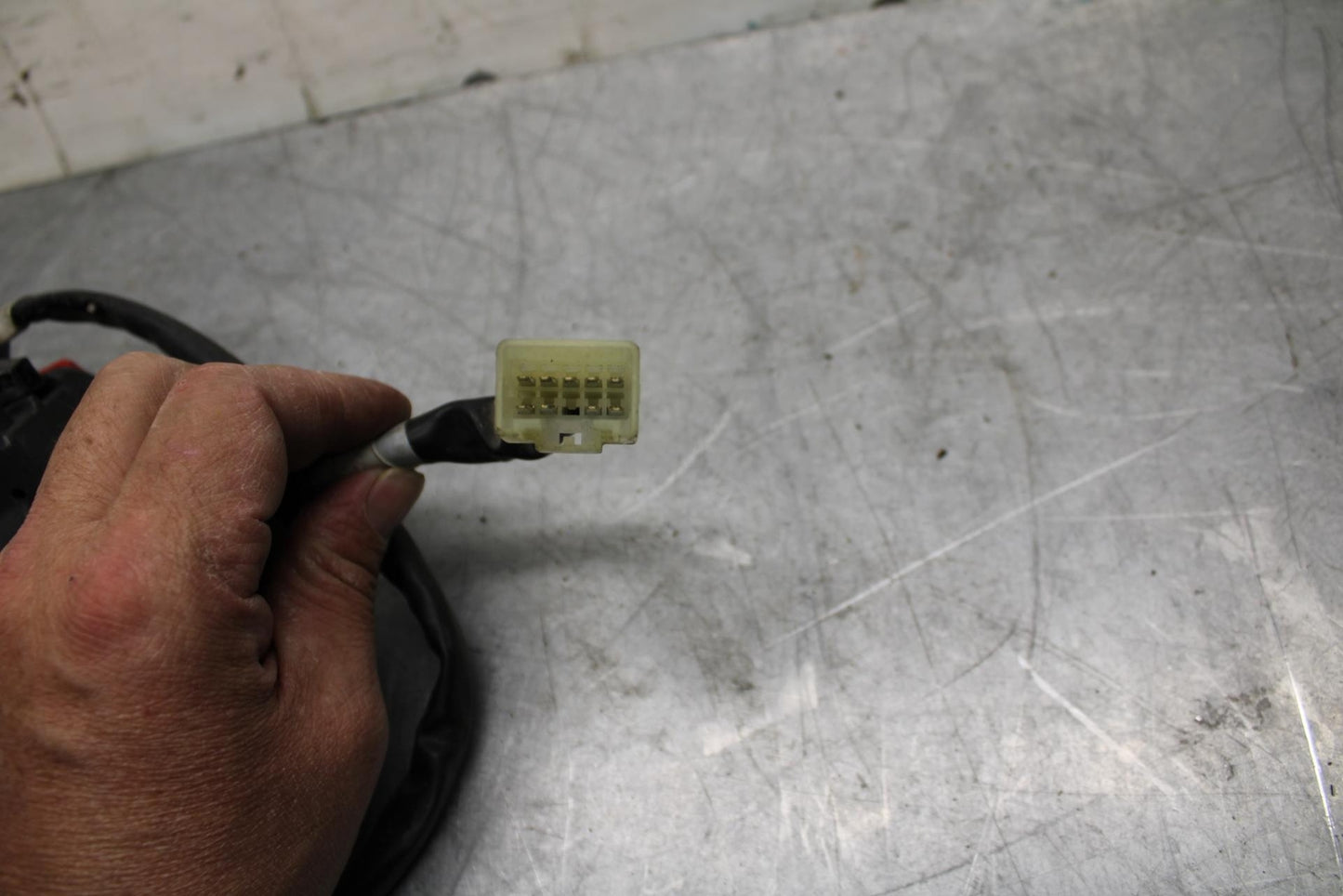 07-08 KAWASAKI CONCOURS 1400 ABS RIGHT CLIP ON HANDLE KILL OFF START SWITCH BB44