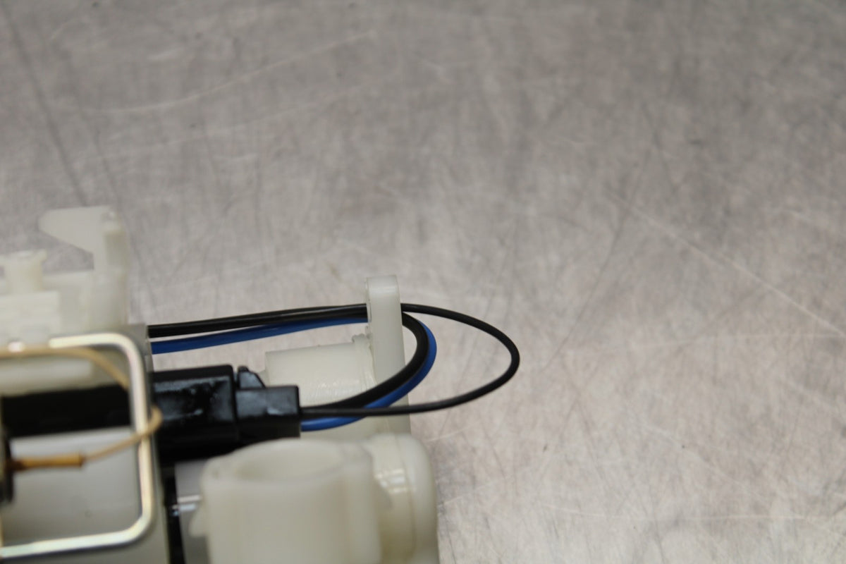 04-05 YAMAHA YZF R1 FUEL PUMP GAS PETROL SENDER UNIT  BB173