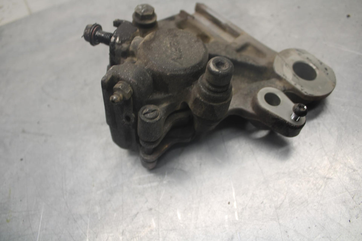 18-20 YAMAHA MT-07  MT-07 ABS REAR BACK BRAKE CALIPER W MOUNT BRACKET BB457