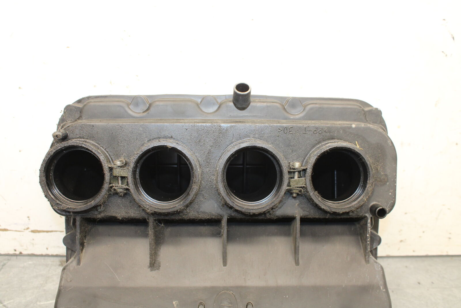 03-04 KAWASAKI NINJA ZX6RR AIRBOX AIR INTAKE FILTER BOX BB684