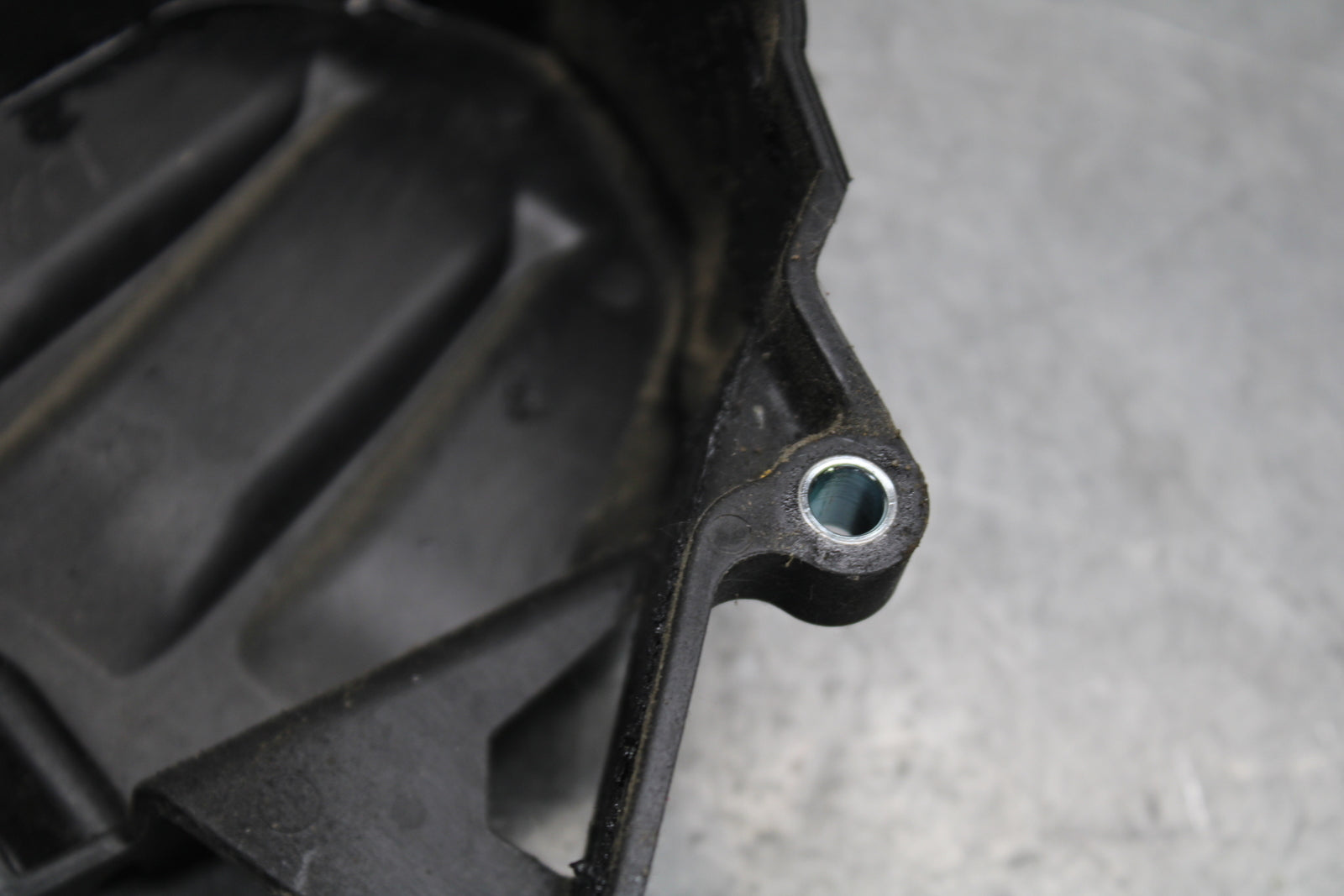 18-23 KAWASAKI NINJA 400 ENGINE SPROCKET COVER BB660