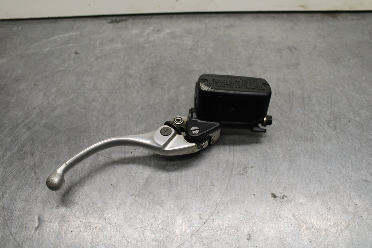 95-98 HONDA CBR600F3 FRONT BRAKE MASTER CYLINDER w/ LEVER BB122