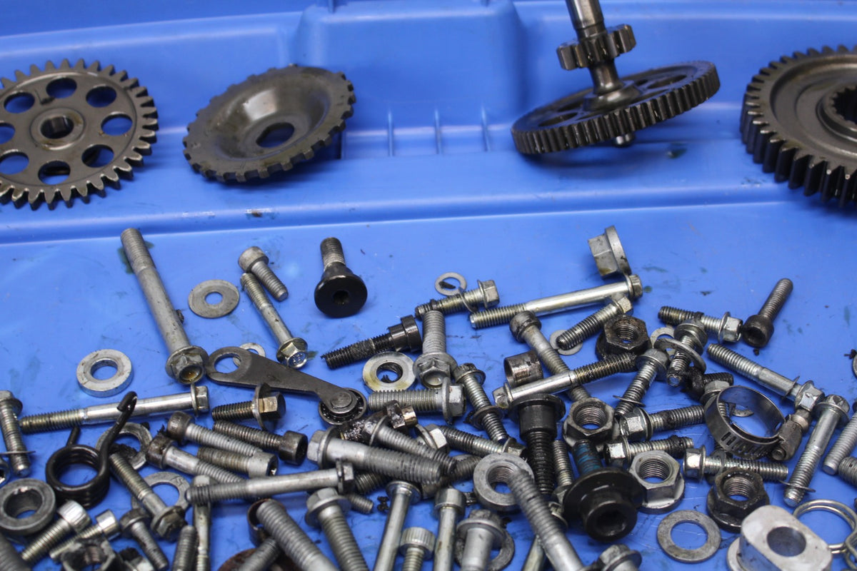 15 APRILIA RSV4 FACTORY APRC ABS ENGINE BOLTS HARDWARE MOTOR SCREWS BB901 