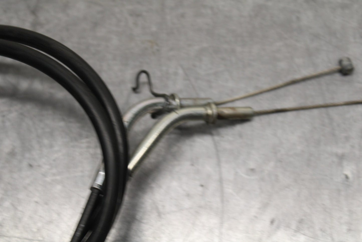 12-13 KAWASAKI Z1000 THROTTLE CABLES LINES BB743