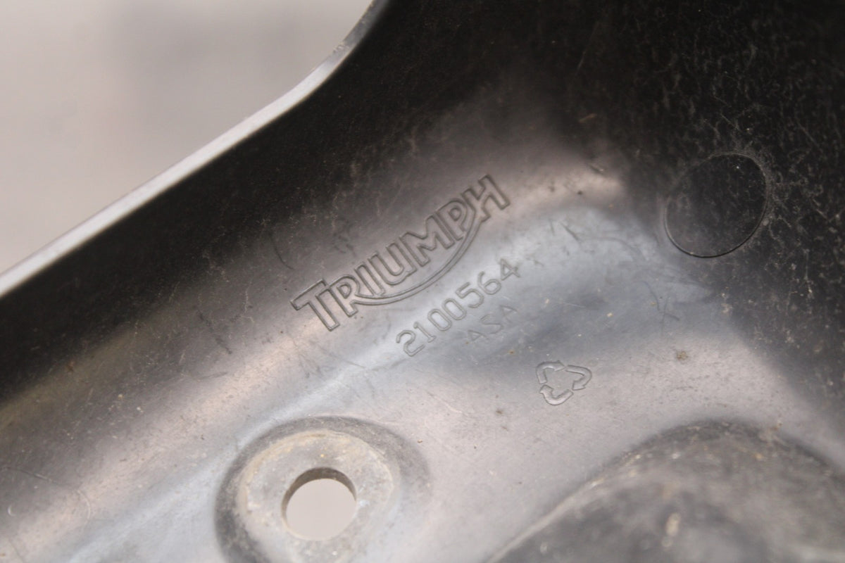 12 TRIUMPH STREET TRIPLE R RIGHT MID UPPER SIDE FAIRING COWL PLASTIC BB914