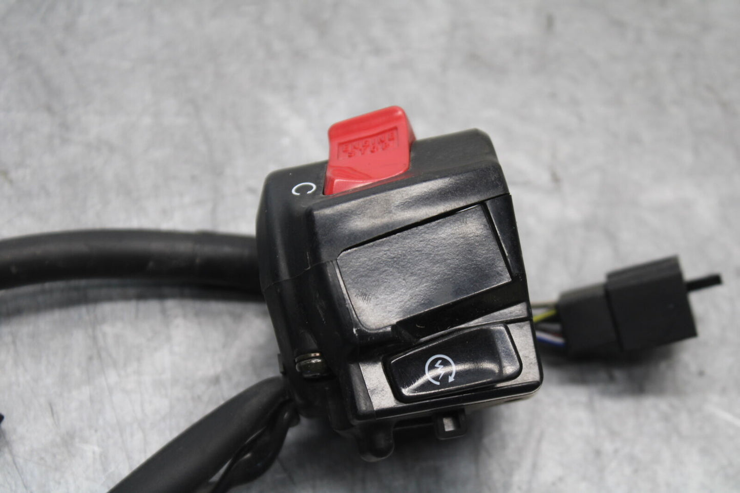 05-06 HONDA CBR600RR RIGHT CLIP ON HANDLE KILL OFF START SWITCH SWITCHES  BB655