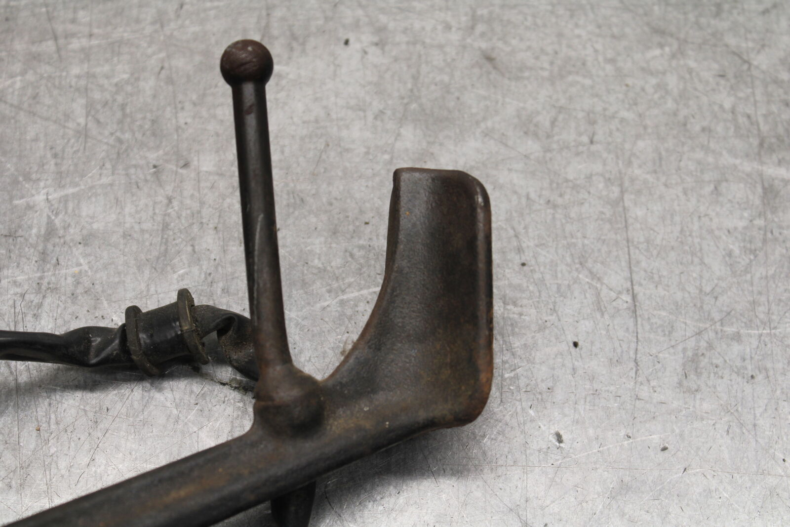 04-12 HONDA ST1300A KICKSTAND SIDE KICK STAND BB669