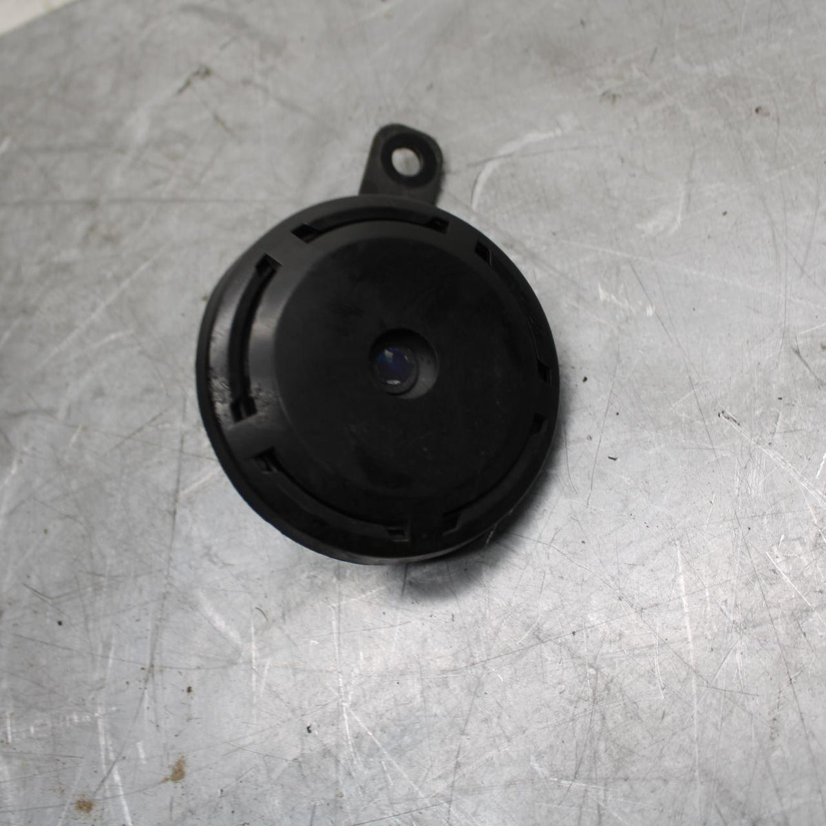 21 HUSQVARNA VITPILEN 401 HORN SIGNAL BB467