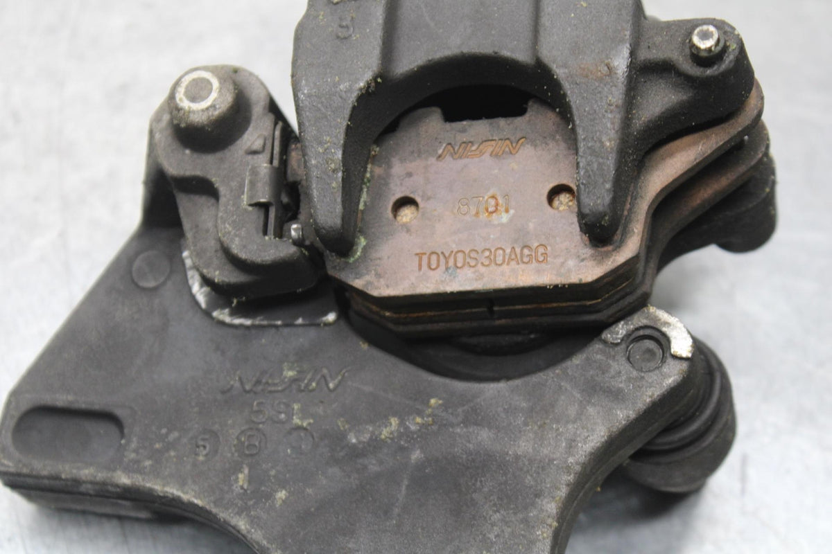 05 YAMAHA YZF R6S REAR BACK BRAKE CALIPER W MOUNT BRACKET BB95