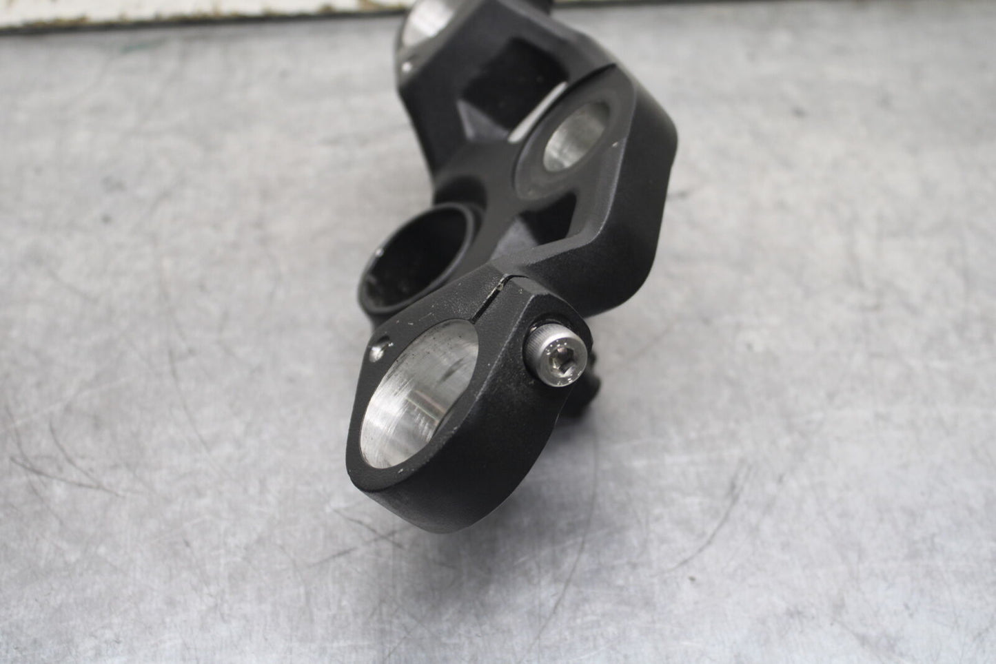 18-23 KAWASAKI NINJA 400 EX400 ABS FORKS UPPER TRIPLE TREE CLAMP BB747